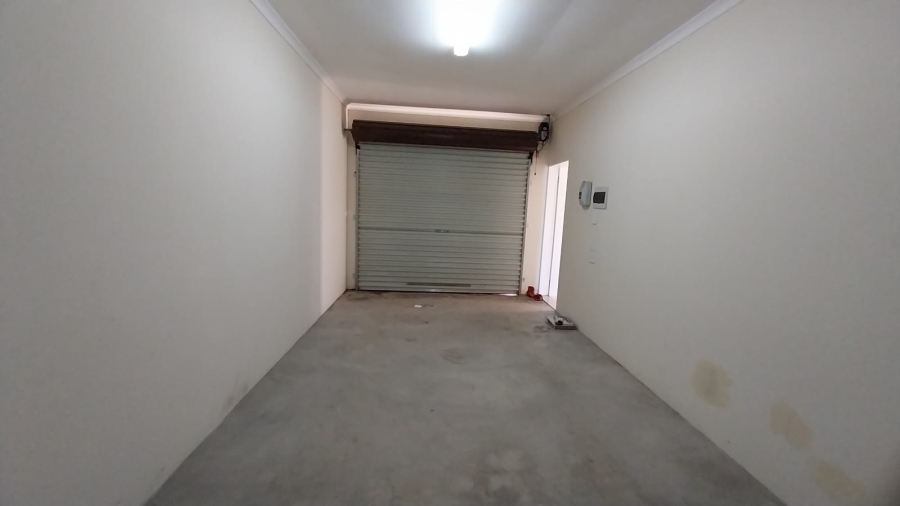 3 Bedroom Property for Sale in Graceland Eastern Cape